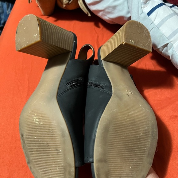 Stylish Black Heeled Mules - Picture 5 of 5